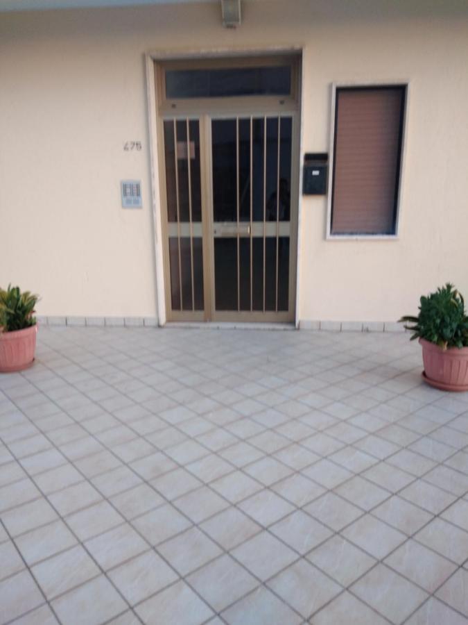 Apartments Mediterraneo 475 Scalea Eksteriør billede